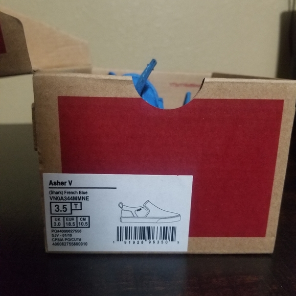 Van's On The Walk Baby Shark Blue Shoes Baby - Picture 9 of 11